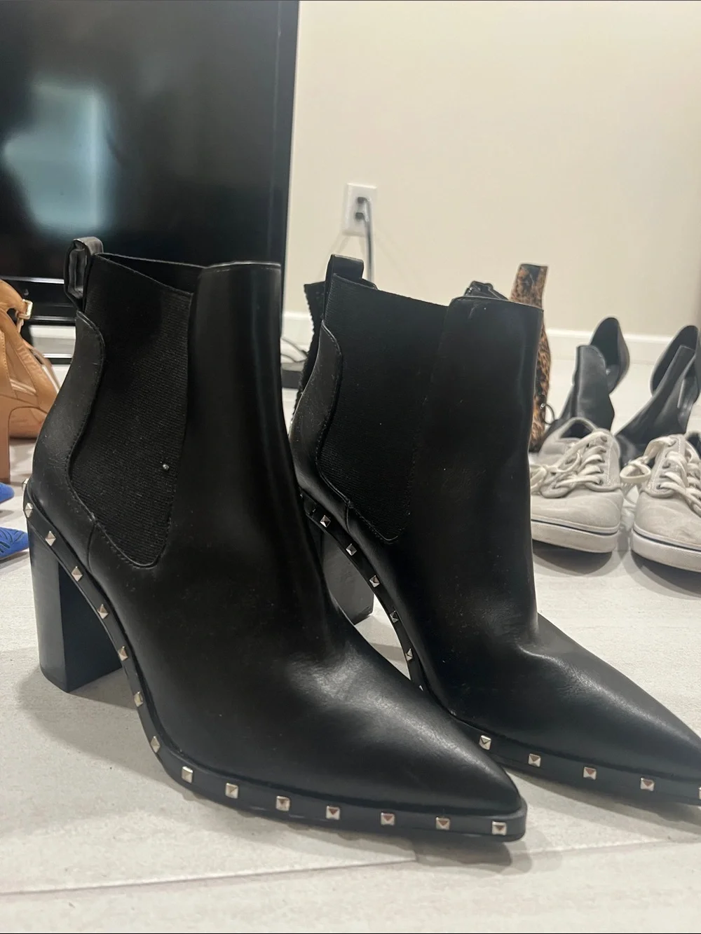 Black Pointed Stud-Trim Ankle Boots - Women